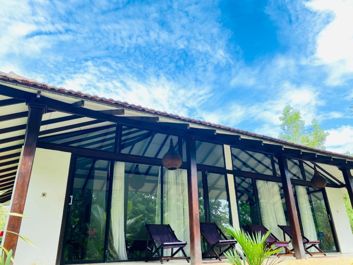 Neem Jay Beach Resort Tangalle Exterior foto