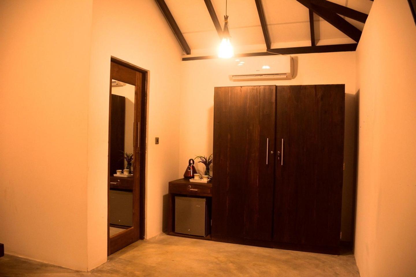 Neem Jay Beach Resort Tangalle Exterior foto